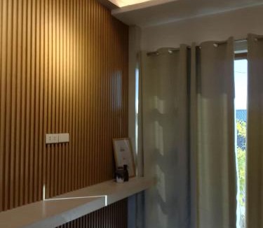 San Vicente House | Minimalist Home 5 mins to Calle Crisologo Vigan Family and Pet-friendly