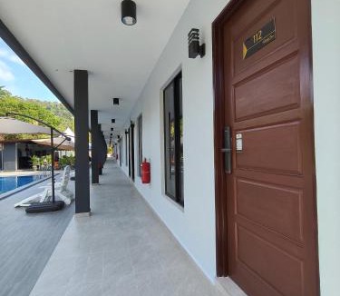Kijal Hotel | Rimba Inn