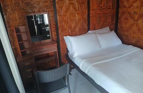 Hinatuan Hotel | Enchanted River Rock Island Resort