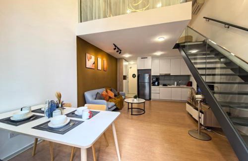 Taman Mutiara Apartment | EkoCheras Duplex Suite by Ohana Home