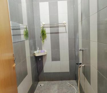 Keladong House | Redhousehomestay