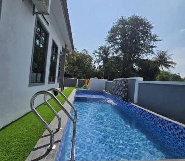 Kampung Kijing Villa | Infra Homestay 1