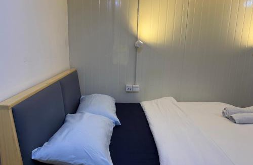 Penampang Hotel | 5 Minutes Airport Lodge