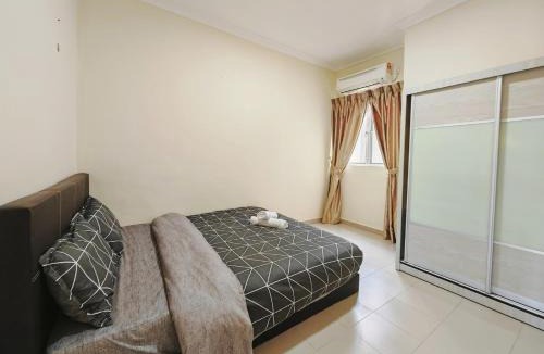 Bandar Penawar Apartment | Desaru Black Beach Sky Mirror Residence