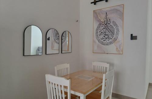 Arau House | Casa Desa Saujana