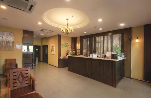 Taman Mount Austin Hotel | Hotel Vistaria