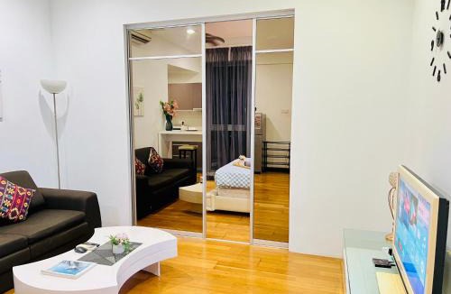 Chow Kit Apartment | Regalia Infinity View KLCC Near PWTC