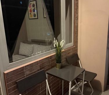 Paranaque Apartment | Monarch Parksuites 1BR with balcony