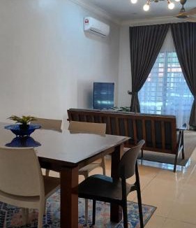 Kota Lama Kiri House | Homestay Makyu Kuala Kangsar