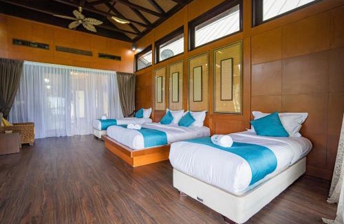 Kampung Batin Resort | The Langit Duyong Marina Resort