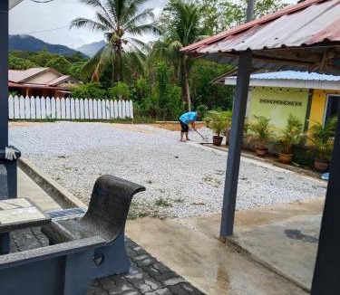 Kampung Siput House | Che Puan Homestay Baling - 2 unit house with kids pool