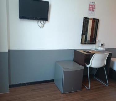 Downtown George Town Hotel | SO Hotel