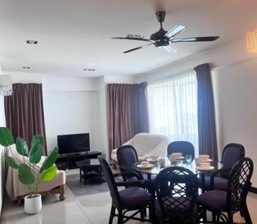 Likas Apartment | Likas Square Serviced Apartment - Seaview with 3bedrooms for 9pax by Kocy Homestay