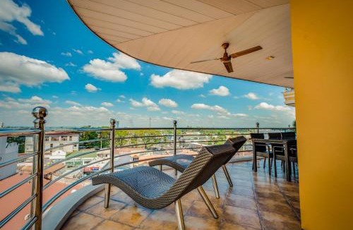 Balibago Apartment | Fields Plaza Hotel by ABC