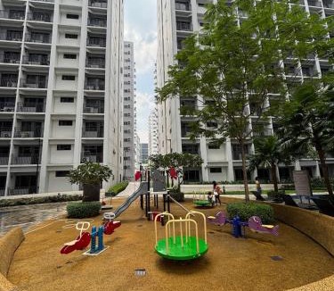 Barangay 76 Apartment | R Cabin - Shore Residences
