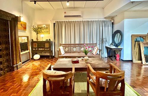 SS 2 Apartment | Cozy Twin Bedroom Homestay in Shared Bungalow SS2 PJ