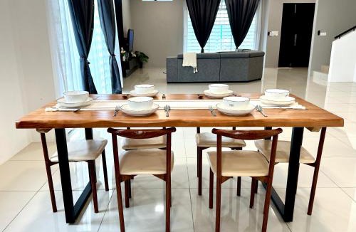 Central Seberang Perai House | 4BR Cozy Villa for 16 Pax Quiet Area & Spacious