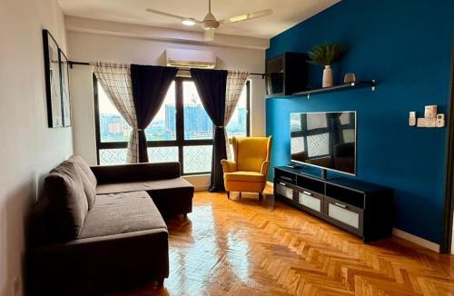 Shah Alam Apartment | Emira Residence Seksyen 13 Shah Alam by Alpha LaVista