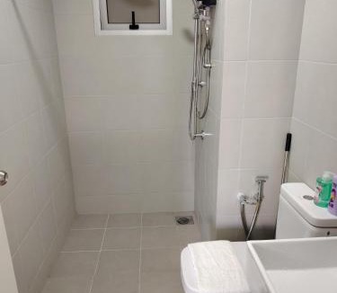 Kuala Lumpur Apartment | Elegant Home Desa ParkCity Walk to Central Park