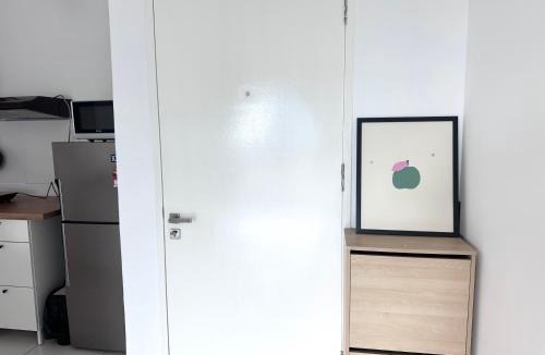 Damansara Perdana Apartment | White Haven Retreat Big TV FREE Carpark Near1U Mrt
