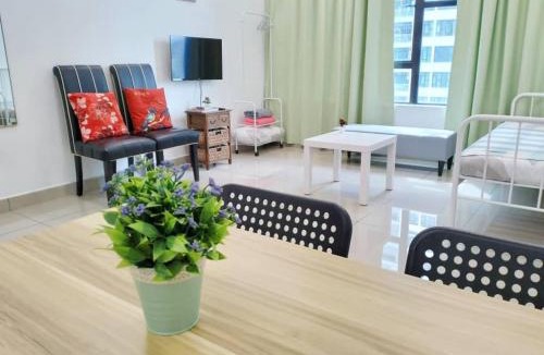 Taman Mount Austin Apartment | JB Austin Regency Simple N Tidy 5pax PLUS 1