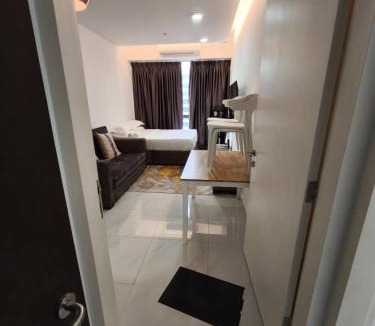 Kota Kinabalu Apartment | BORNEO SUTERA BAY Homestay Services