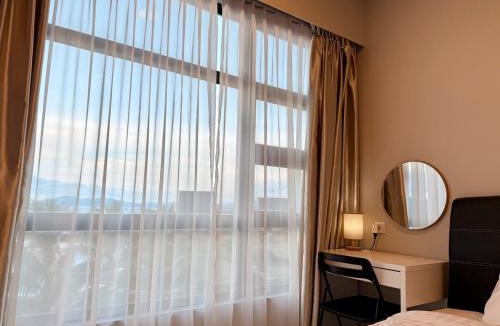 Downtown Kota Kinabalu Apartment | Seaview City Center,5PAX room 2min walk to island hopping