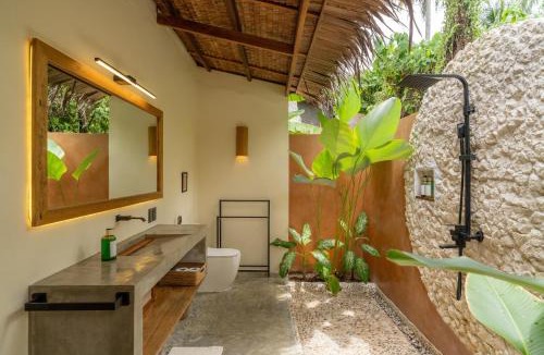 Catangnan Villa | Beachside Villa with Private Pool - Kalima Villas