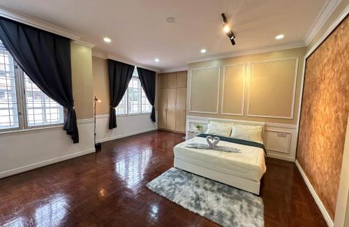 George Town House | Melon Resort