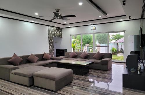 Silang Villa | Jewelry Resort and Villas Tagaytay