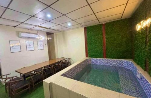 Bacoor City Villa | Cozy Villa with Pool for family or couples