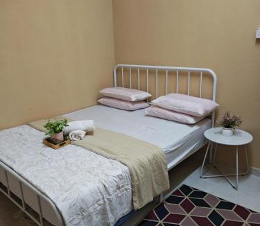 Pasir Puteh House | GreenAcres Cottage