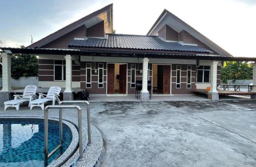 Bukit Hantu Villa | Villa Panglima Private Pool