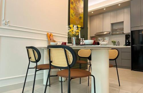 Bandar Sunway Apartment | Greenfield Residence Sunway Pyramid