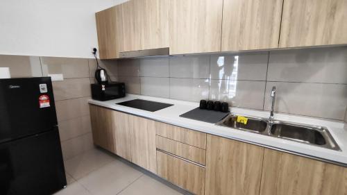 Sentul Pasar Apartment | LSH33 Residence Sentul KL by HomeBrickz