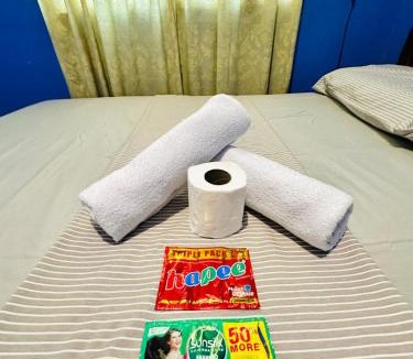 Polomolok House | Feel at Home Polomolok WiFi 300mbps Netflix 75in TV