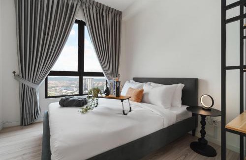 Seri Kembangan Apartment | Meta Residence by Xuites 6-8 pax, 25 mins KLIA, Free Netflix, MRT 200m