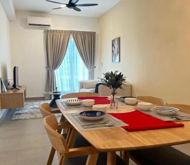 Shah Alam Apartment | Shah Alam Homestay 4BDR by StayScape