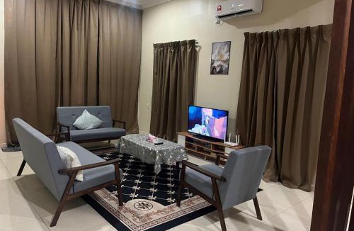 Batu Gajah House | Ummu Homestay 03