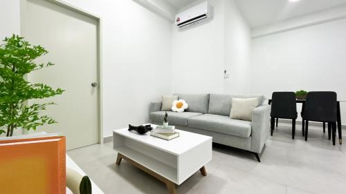 Batu Caves Apartment | 168 Park Selayang by Manhattan Group