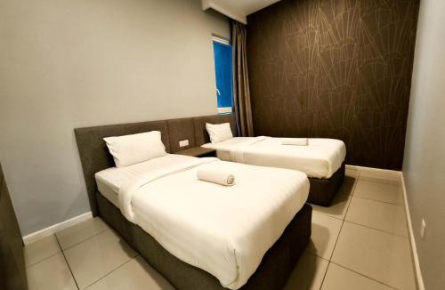 Bunga Paya Pantai Apartment | The Shore Residences by Amanjiwa