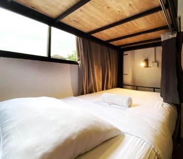 Historic George Town Hostel | Pine Armenian