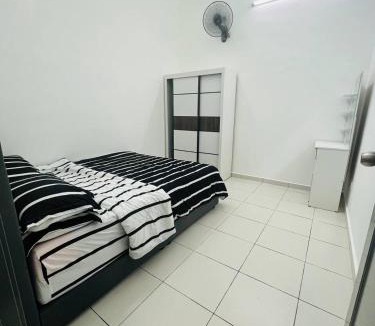 Merlimau Apartment | Izzara Homestay