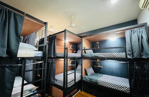 Chow Kit Hostel | Regalia Space Hostel