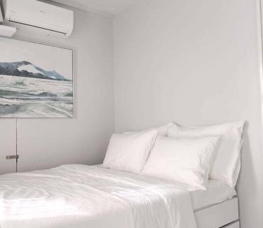 South Triangle Apartment | Urban Oasis with Skyline View