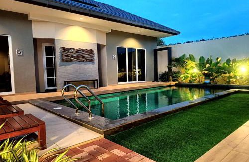Kampung Kedawang Villa | The Paddy Field - Private Pool Villas