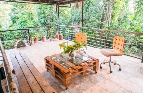 Morong House | Rainforest Nest - KAHILOM, SAYA, JIVA Nest with Self-Service Breakfast, Outdoor Dining, Bats!