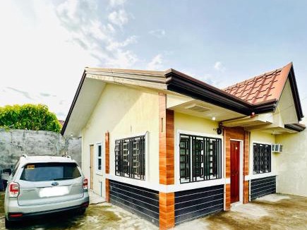 General Santos House | Fully Air Conditioned Home Big Parking Gated Wi-Fi 24H Security