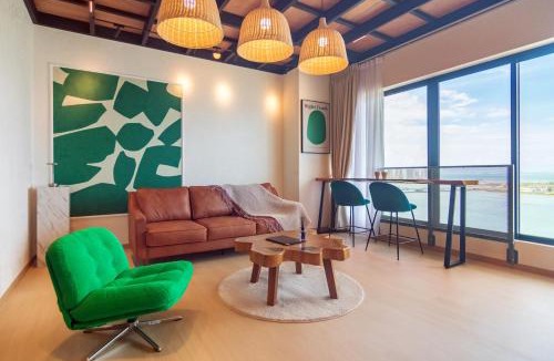 Downtown George Town Apartment | Sunrise Gurney
