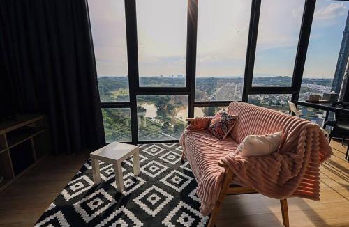 Tebrau Apartment | CUBE8TEEN#Austin Central #Walk to Little Paris
